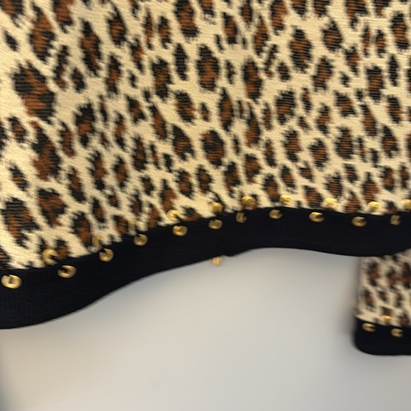 St. John Animal Print Full Zip Jacket Embellished w/Gold Grommets Sz 8 - Picture 9 of 12